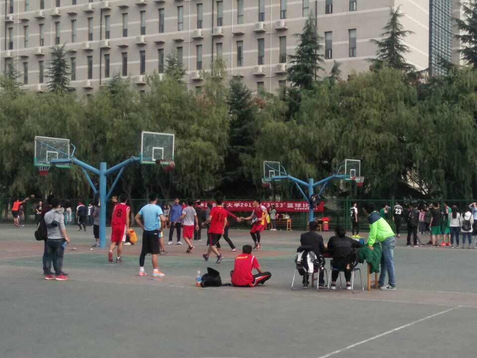 64体育赛事快讯图片
